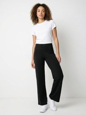 NEW - Women's Bootcut Pant - Black